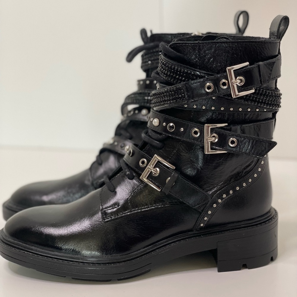 Black Zara boots
